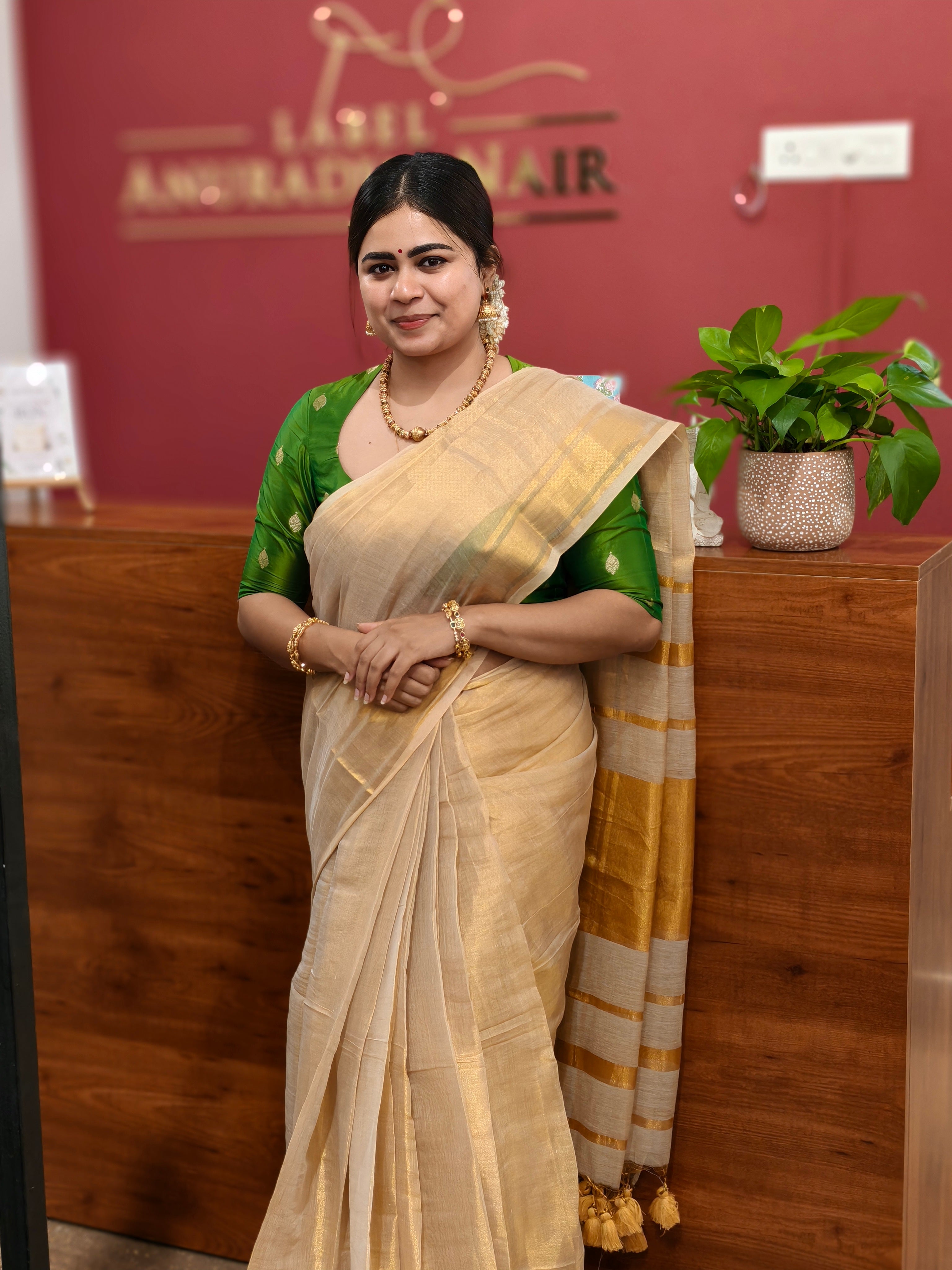 Onam Mul Tissue Saree
