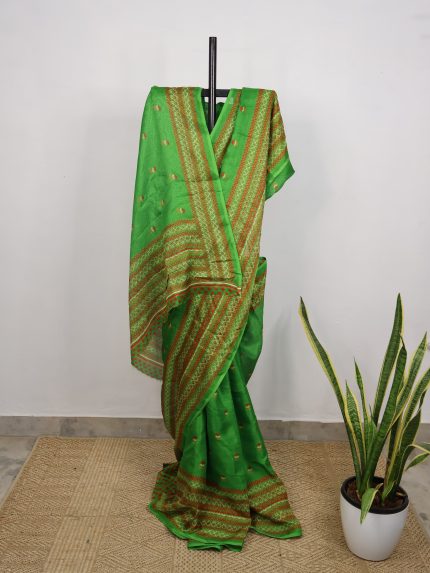 Parrot Green Floral Semi-Jute Kota Saree